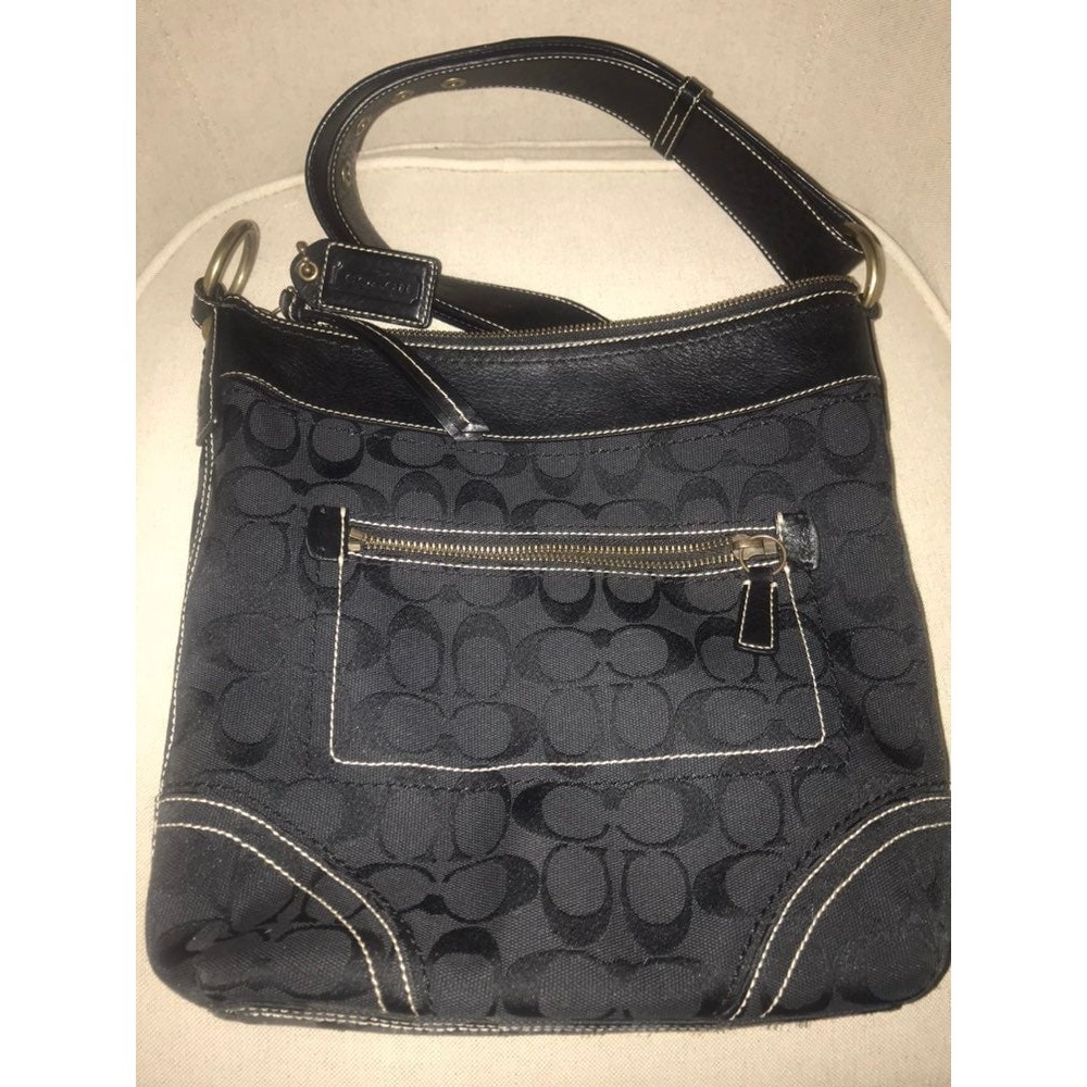 Vintage COACH Logo SIGNATURE CROSSBODY SHOULDER BAG BLACK 10403
